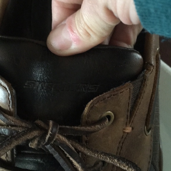 Skechers Memory Foam brown men’s shoes Size 9.5 - Picture 7 of 8